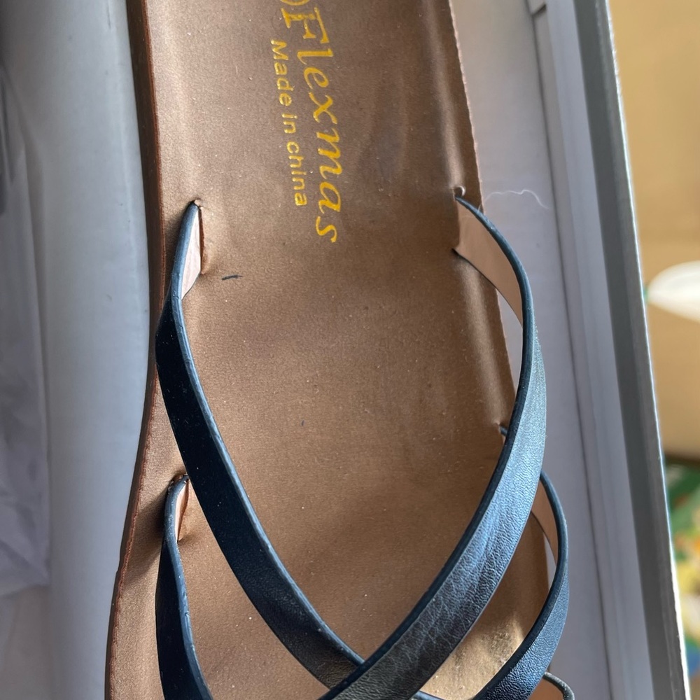 Sandals - Picture 2 of 2